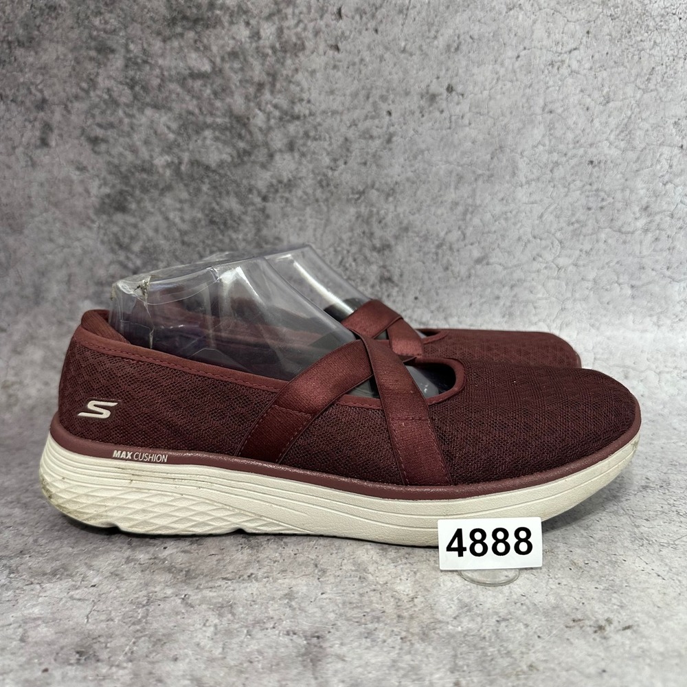 Skechers On-The-Go Max Cushioning Women Sz 10 Burgundy Slip On Mary Jane